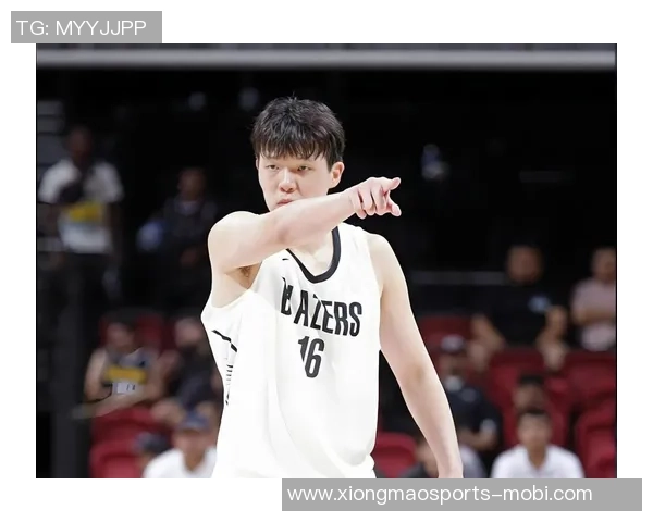 解说:斯普利特为何让杨瀚森蹲底角三分能力不足影响空间利用 解说:斯普利特为何让杨瀚森蹲底角三分能力不足影响空间利用